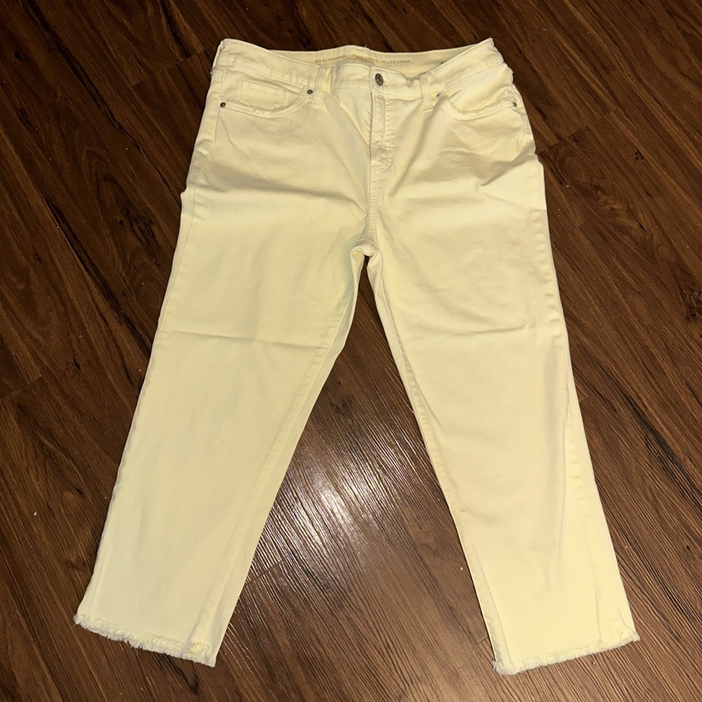 Chicos Women's So Slimming Girlfriend Slim Leg Crop Yellow Size 2 (US Size 12)